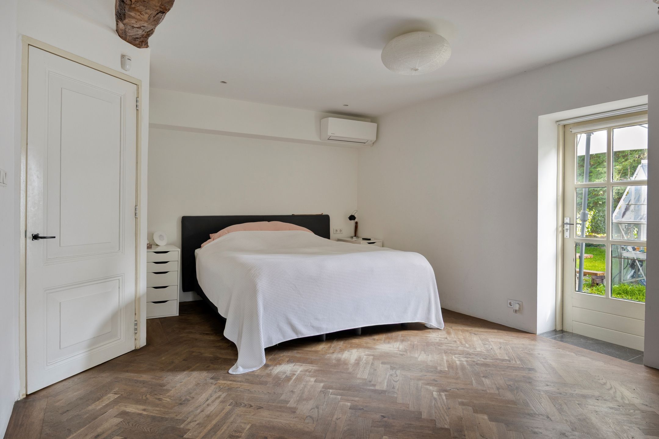 Photo 36 of Rijksweg 60