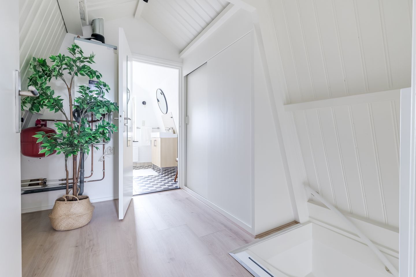 Photo 29 of Schoutenstraat 34-A