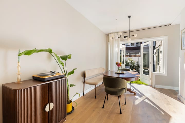 Tussenwoning te koop: Mgr. Van de Weteringstraat 20, Hilversum