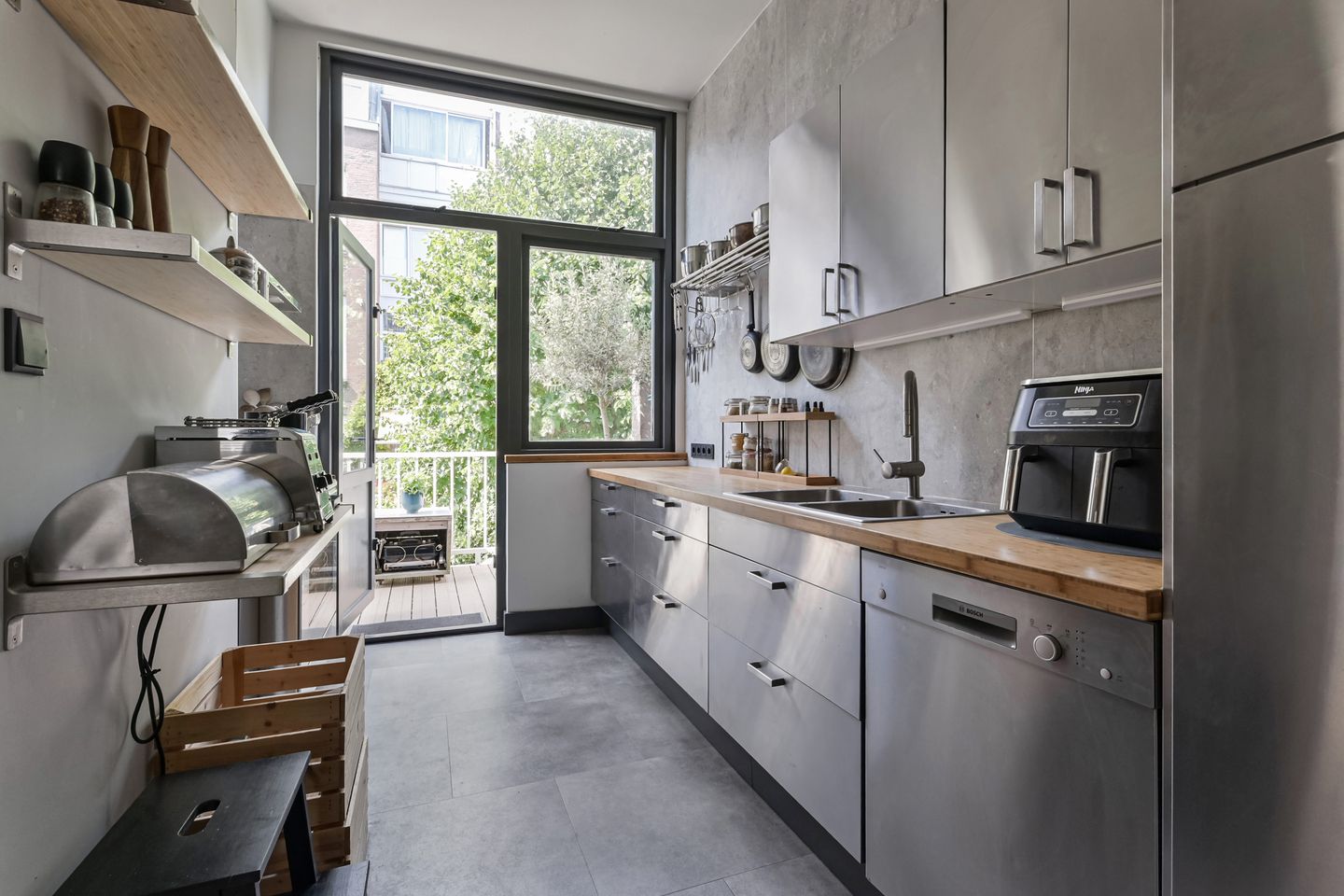 Photo 14 of Bosschestraat 8