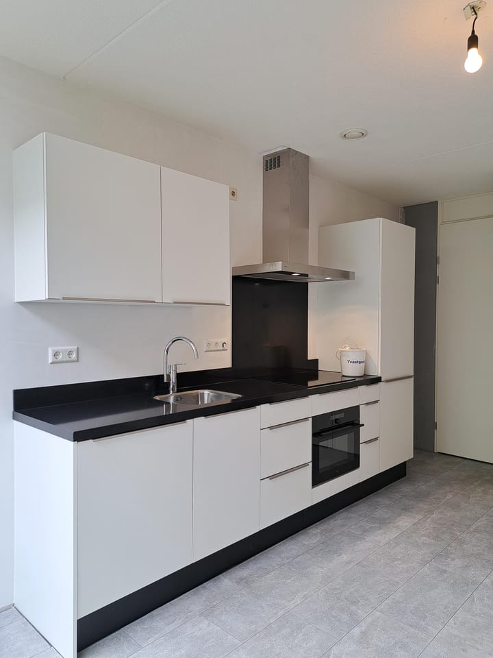 Appartement te huur: Stadhuisplein 73, Almere