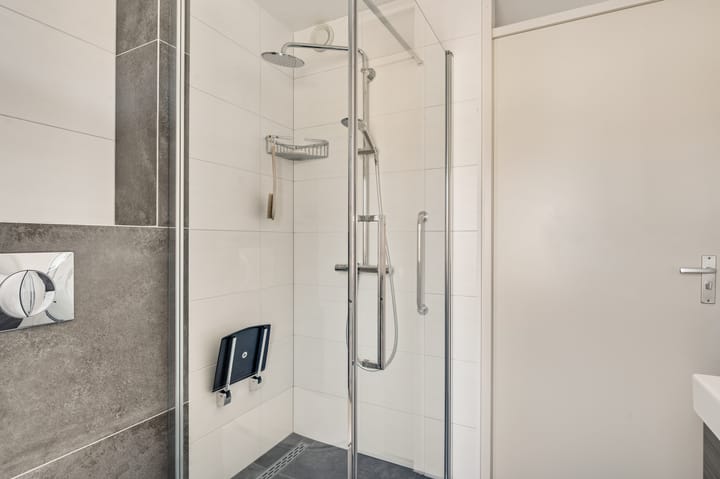 Hoekwoning te koop: Rinus pereirastraat 1, Reuver