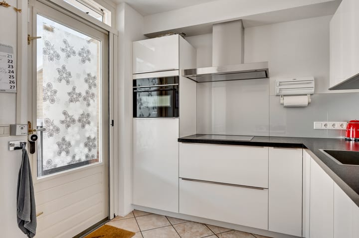 Hoekwoning te koop: Rinus pereirastraat 1, Reuver