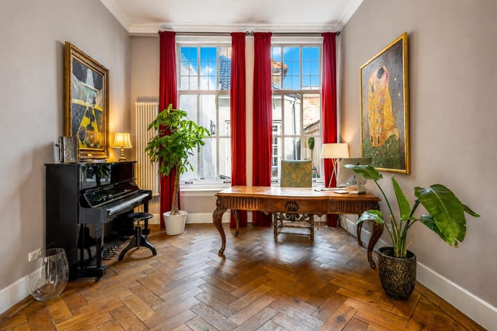 Tussenwoning te koop: Vismarktstraat 10, Geertruidenberg