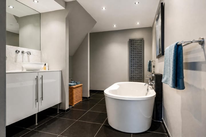 Tussenwoning te koop: Vismarktstraat 10, Geertruidenberg