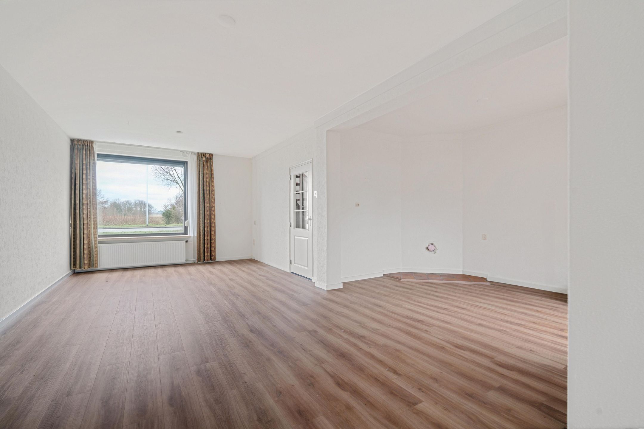 Photo 3 of Mispelboom 24