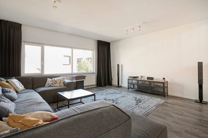Tussenwoning te koop: Pottenbakkerstraat 127, Zwolle