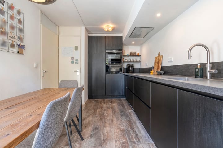 Tussenwoning te koop: Pottenbakkerstraat 127, Zwolle