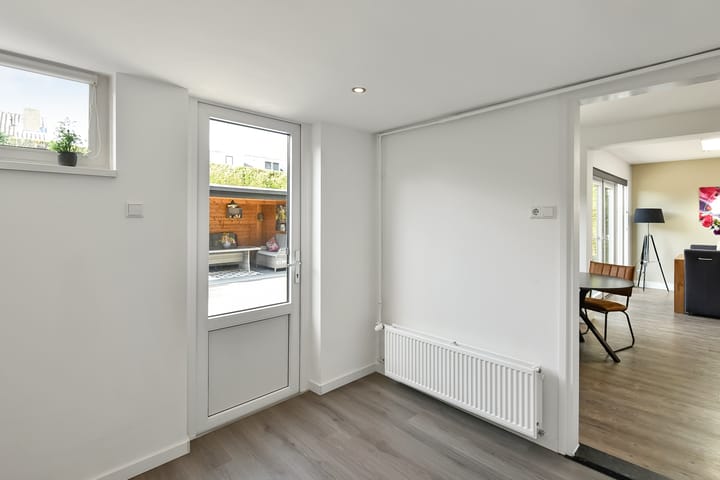 Hoekwoning te koop: Beethovenstraat 13, Elst (Ge)