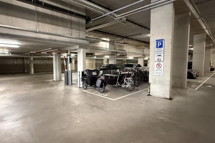 Appartement te huur: Vrouwengelukhof 4, Amsterdam