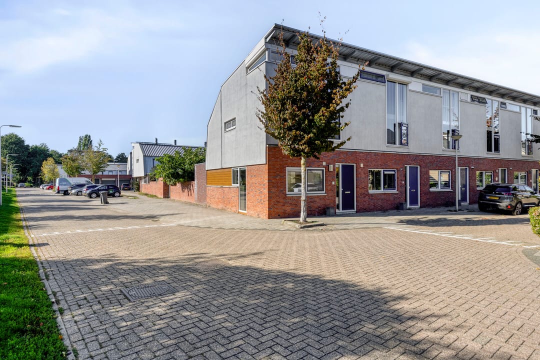 Photo 31 of Carry Pothuisstraat 1