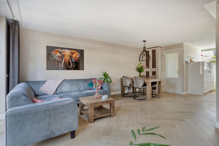 Tussenwoning te koop: Ophemertstraat 63, Tilburg