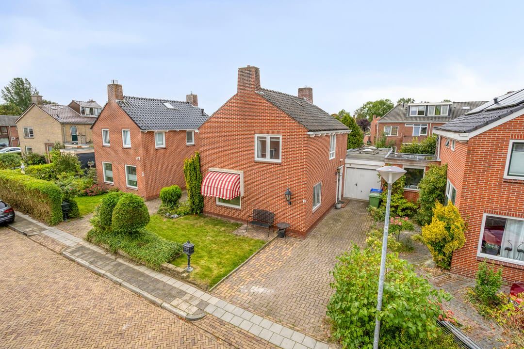 Foto 1 van Valeriaanstraat 5