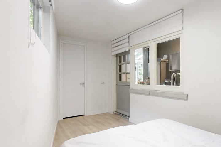 Twee-onder-één-kap te koop: Vinkenbaan 4, Santpoort-Zuid