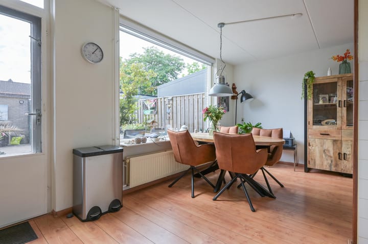 Tussenwoning te koop: Maaibalk 13, Eemnes