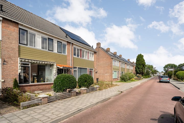 Tussenwoning te koop: Wentholtstraat 71, Ommen
