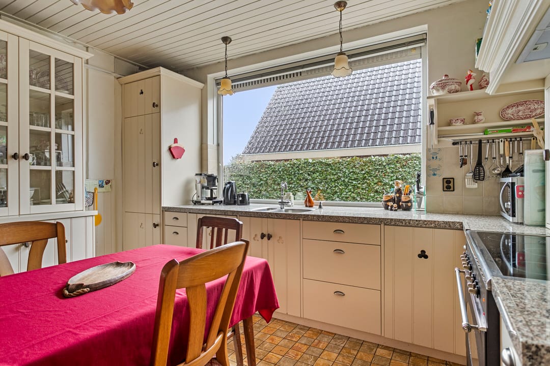 Photo 13 of Dorpstraat 13-A