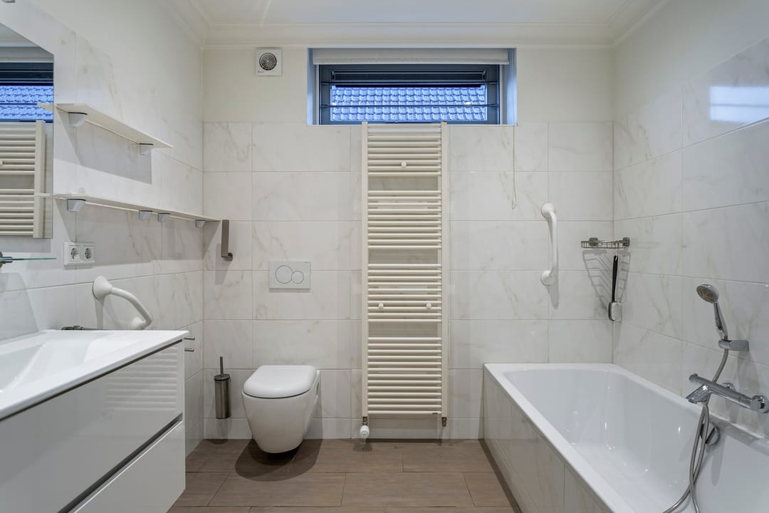 Photo 23 of Dorpstraat 13-A
