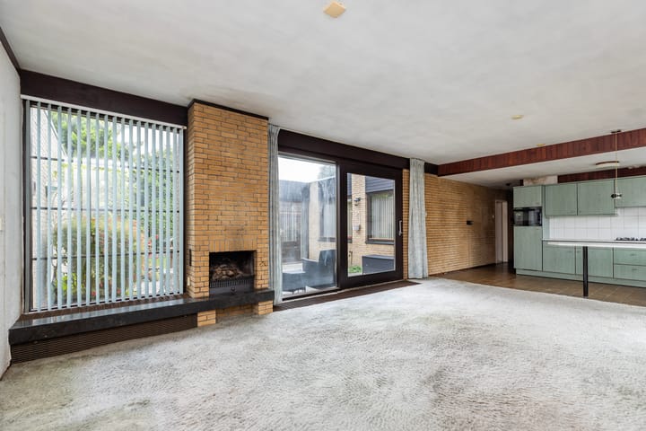 Tussenwoning te koop: Talmaplantsoen 26, Zwijndrecht