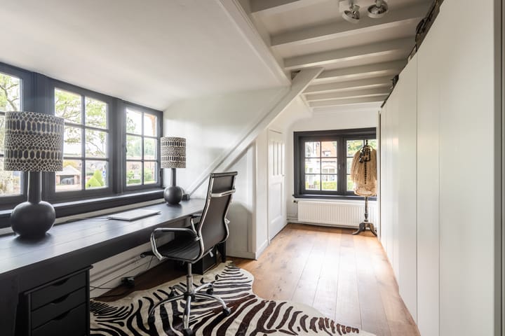 Tussenwoning te koop: Torenlaan 26A, Laren (Nh)
