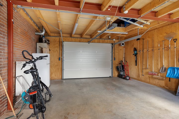 Hoekwoning te koop: Prof. Holwardastrjitte 55, Holwert