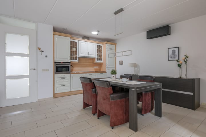 Tussenwoning te koop: Michelisstraat 24, Kerkrade