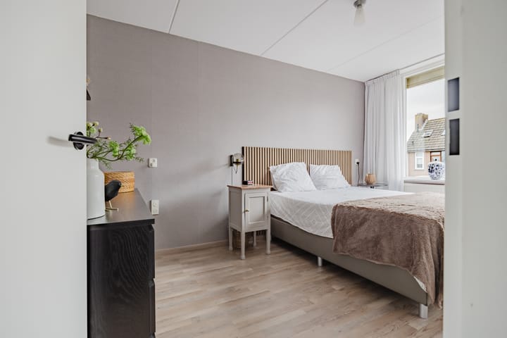 Tussenwoning te koop: Schapedrift 12, Hardinxveld-Giessendam