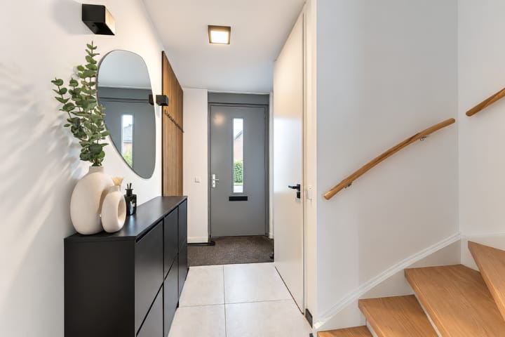 Hoekwoning te koop: Dahliastraat 11A, Baarn