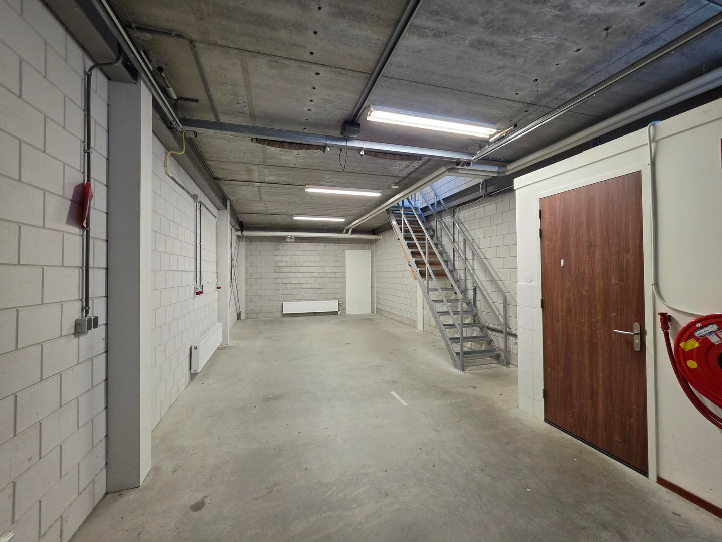 Bekijk foto 3 van Otto van Tussenbroekstraat 107