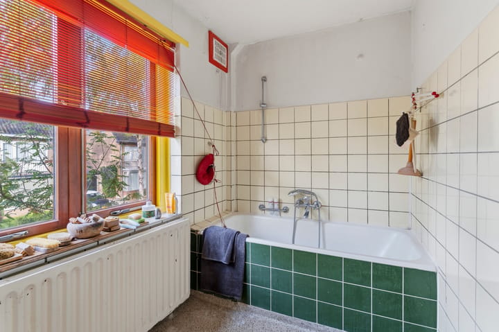 Hoekwoning te koop: Aasdomstraat 12, Abcoude