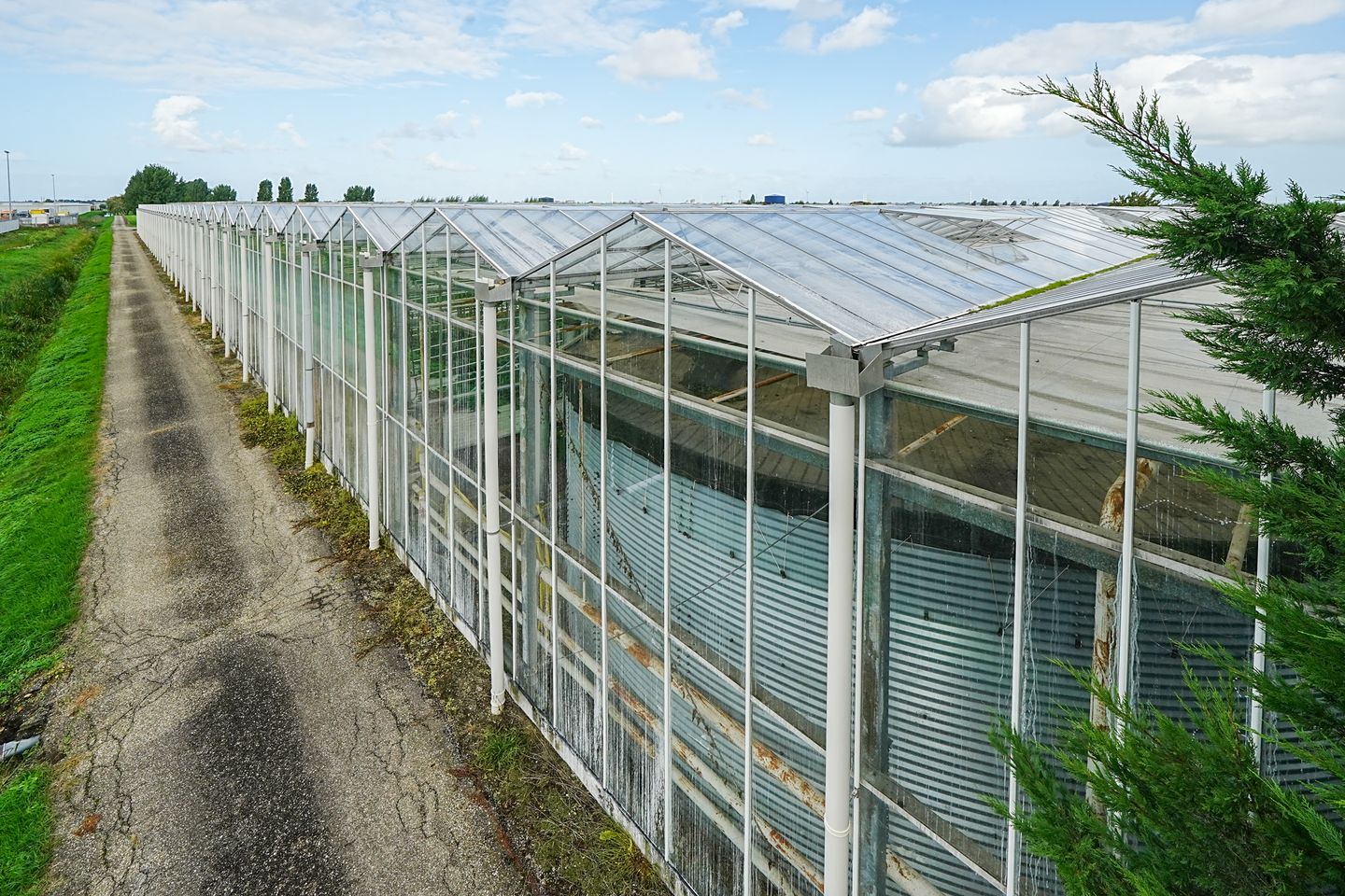 Bekijk foto 2 van Overbuurtseweg 16