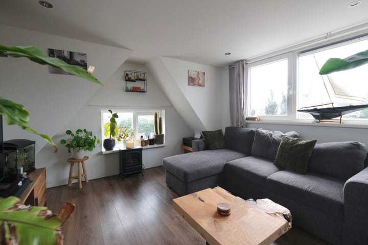 Appartement te koop: Dorpsstraat 49, Tuitjenhorn