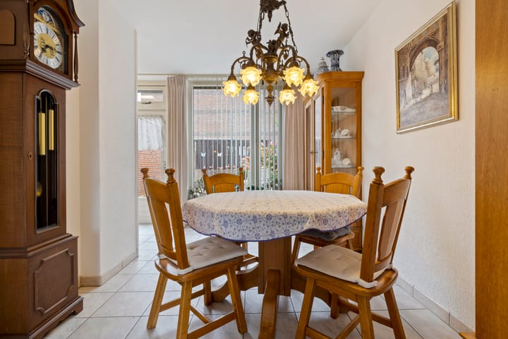 Tussenwoning te koop: Sijzenhof 30, Elsloo (Li)