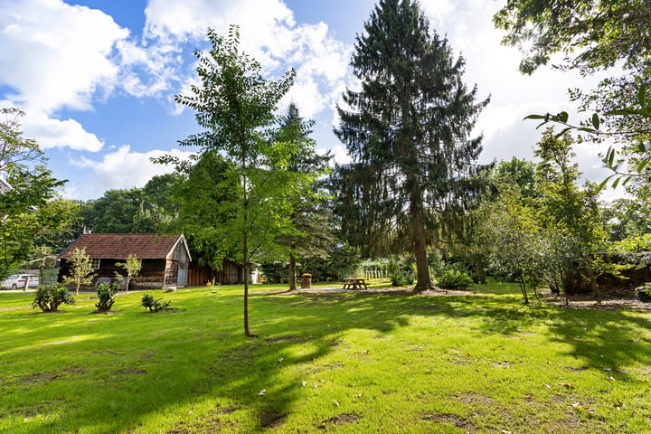 Vrijstaande woning te koop: De Braakweg 138, Enschede