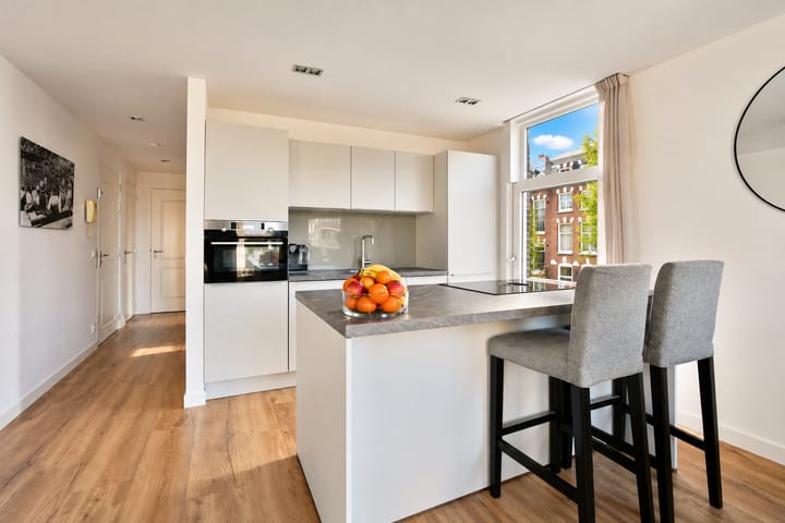 Appartement te koop: Jacob van Lennepstraat 86-1, Amsterdam