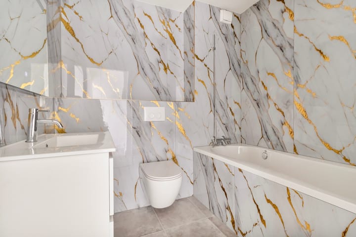 Tussenwoning te koop: Apollostraat 3, Roermond