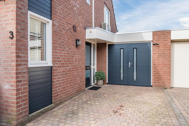 Tussenwoning te koop: Brusselsestraat 3, Budel
