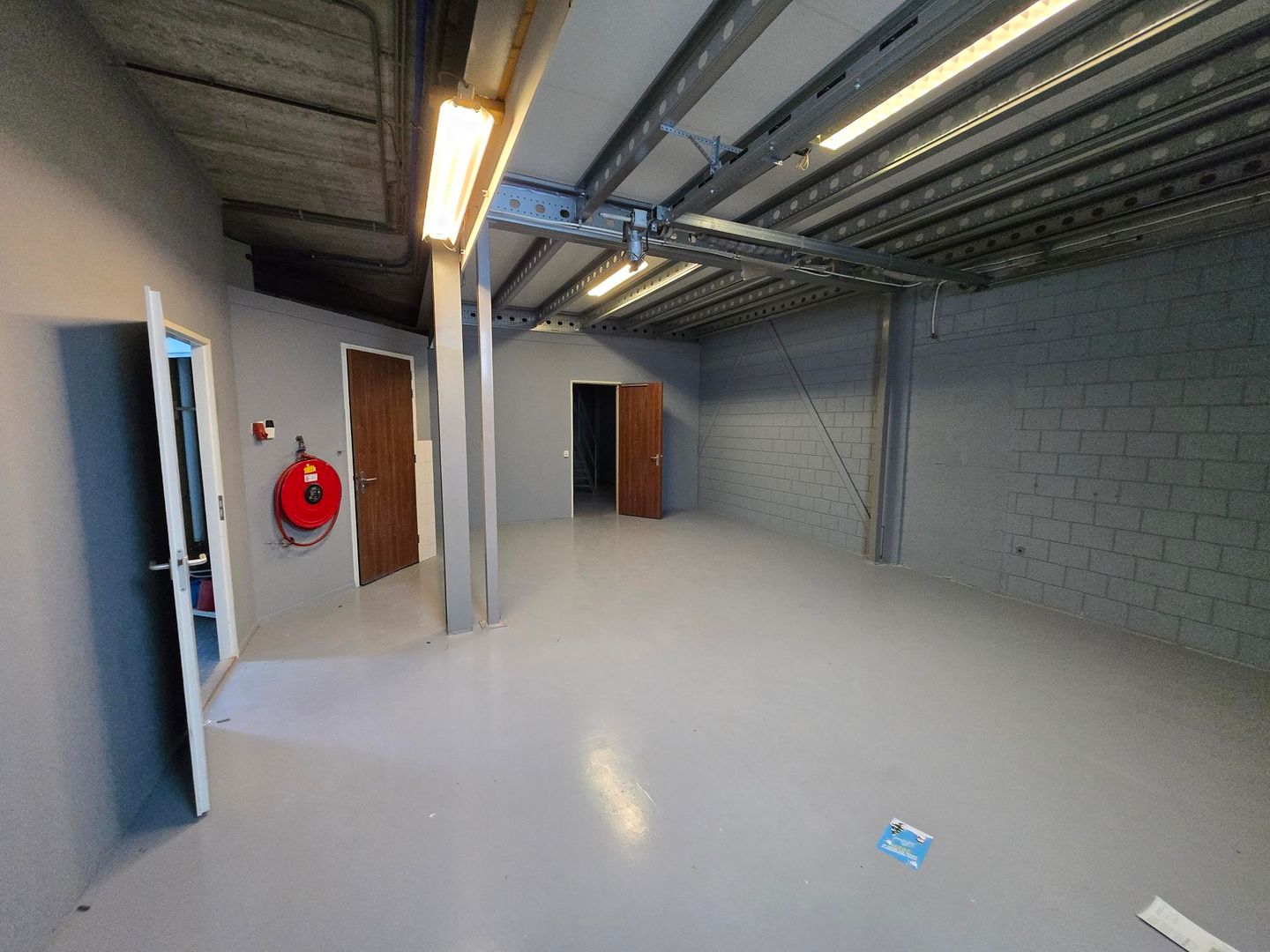 Bekijk foto 3 van Otto van Tussenbroekstraat 133