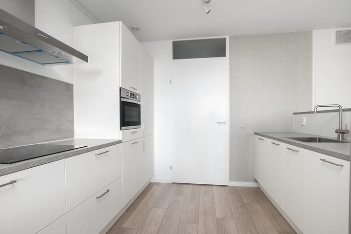 Appartement te huur: Omval 347, Amsterdam