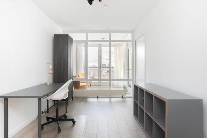 Appartement te huur: Omval 347, Amsterdam