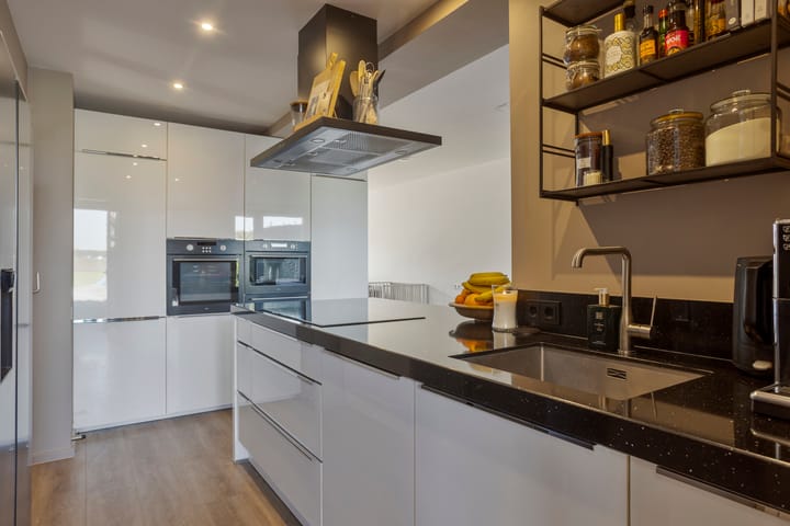Twee-onder-één-kap te koop: Tarwestraat 43, Ridderkerk