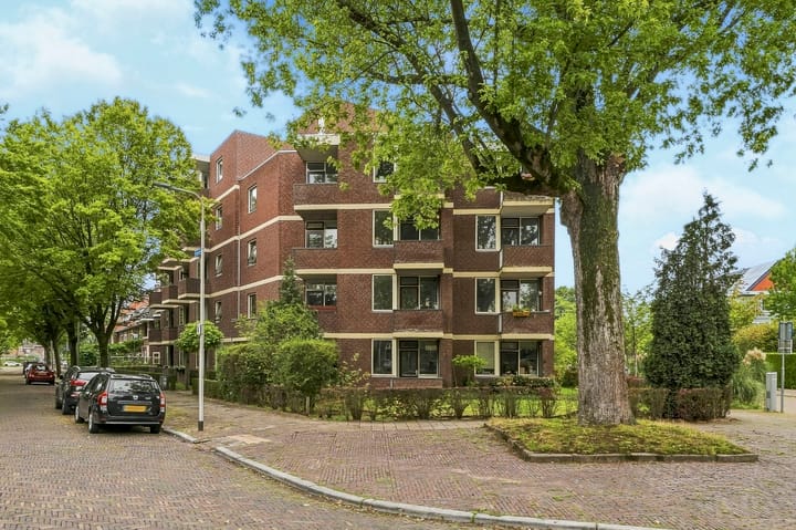 Foto 2 van Sumatraplein 36