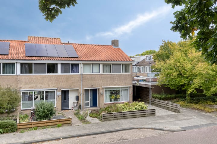 Hoekwoning te koop: Beukenlaan 2, Middenmeer