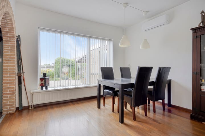 Hoekwoning te koop: Beukenlaan 2, Middenmeer