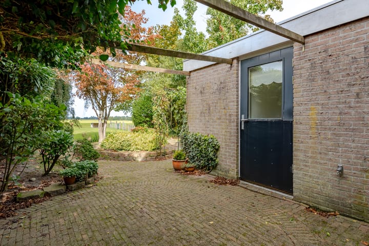 Hoekwoning te koop: De Weech 16, Luxwoude