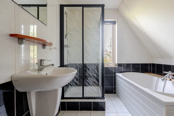 Hoekwoning te koop: De Weech 16, Luxwoude