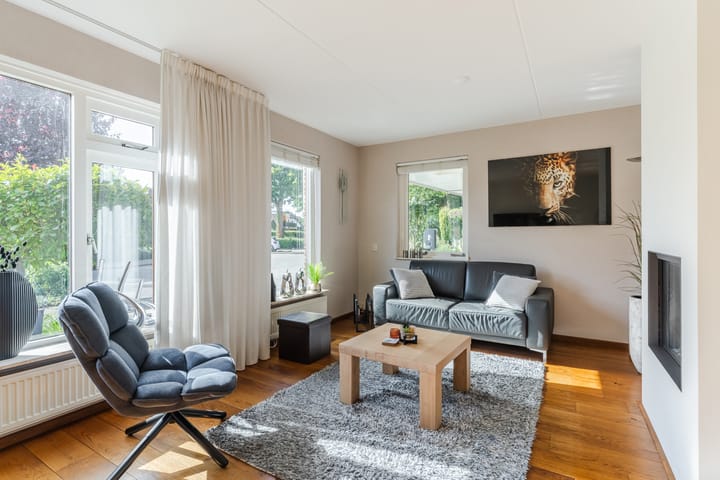 Tussenwoning te koop: Wethouder Rikkerslaan 17, Ermelo