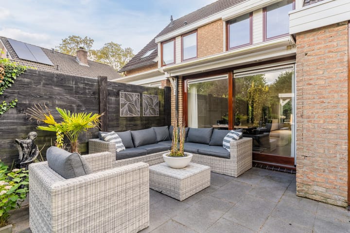 Tussenwoning te koop: Wethouder Rikkerslaan 17, Ermelo