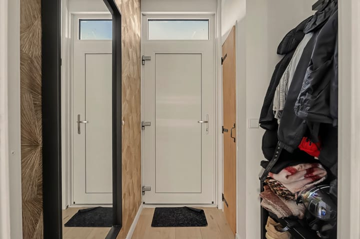 Appartement te koop: Robert Kochplaats 227, Rotterdam