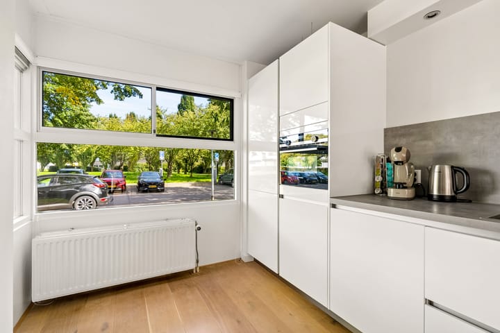 Tussenwoning te koop: Simon van Collemstraat 92, Almere